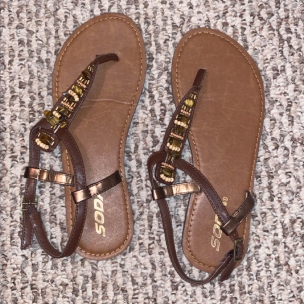 Sandals size 7 women’s